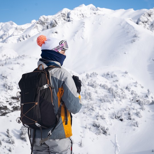 Ski de randonnée Chamrousse vue montagne enneigée