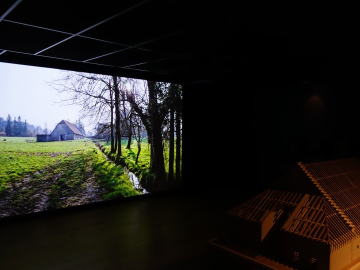 Salle de présentation du nouveau site d'Aiguenoire