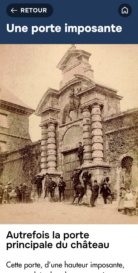 Capture d'écran de l'application archistoire sur laquelle on a un article parlant de la porte imposante du château de Vizille.