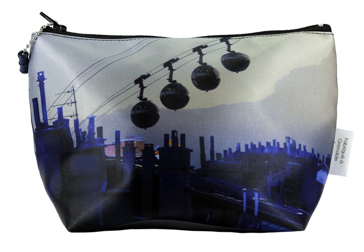 Pencil case | Roofs and bubbles
